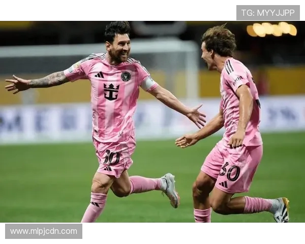 纳赛尔赛场晤梅西妻子:温情互动背后的巴黎战略(1)