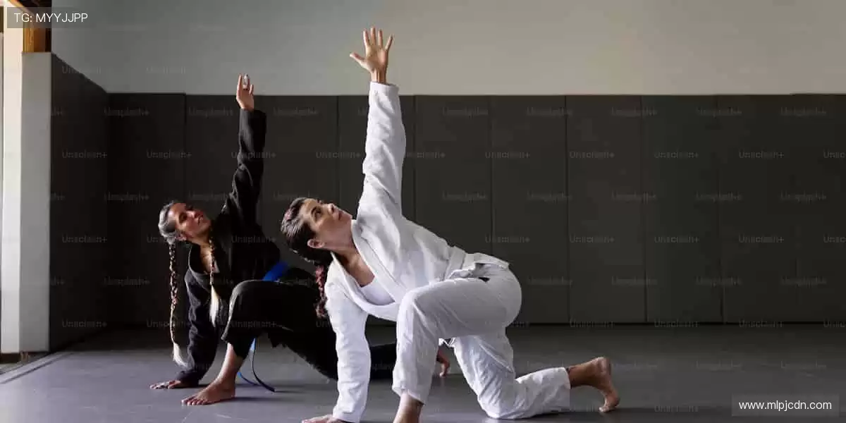 🎁👕 周边好物，粉丝专属！